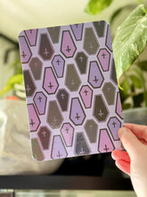 Load image into Gallery viewer, Gothic Coffin Kindle Insert
