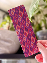 Load image into Gallery viewer, Retro Diamond Pattern Laminated Bookmark
