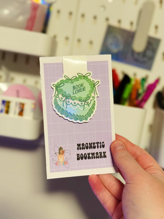 Green Cake Book Lover Magnetic Bookmark