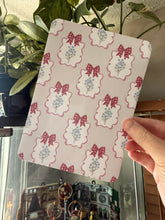 Load image into Gallery viewer, Cute Cottage Bow Kindle Insert
