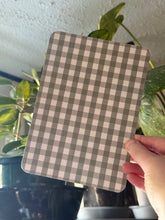 Load image into Gallery viewer, Plaid Kindle Inserts
