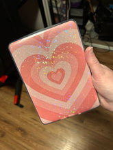 Load image into Gallery viewer, Valentines heart kindle insert
